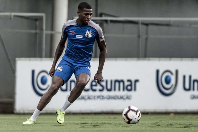 Jean Lucas deve defender o Lyon, da França, a partir de junho (Foto: Ivan Storti/Santos)