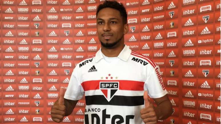 Com apenas dois jogos, Biro Biro não conseguiu se destacar pelo São Paulo (Foto: Divulgação)