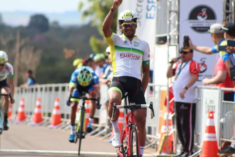 Flávio Cardoso Santos venceu o Paulista de Estrada 2019 (Foto: Divulgação/FPCiclismo)