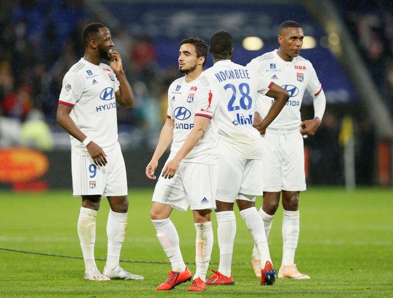 Jogadores do Olympique de Lyon durante confronto pelo campeonato franc&ecirc;s contra o Caen
18/05/2019
REUTERS/Emmanuel Foudrot