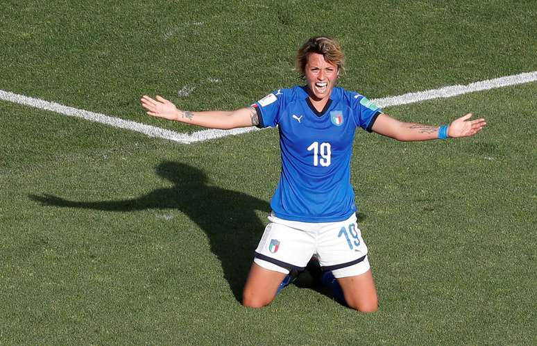 Valentina Giacinti, da sele&ccedil;&atilde;o italiana, durante partida contra a China pela Copa do Mundo de futebol feminino
25/06/2019 REUTERS/Eric Gaillard