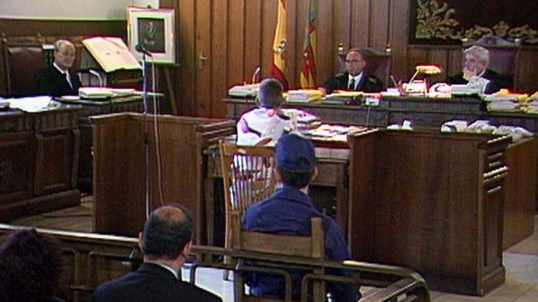 A série do Netflix contém cenas inéditas do julgamento de Miguel Ricart, a única pessoa processada e condenada pelo crime de Alcácer