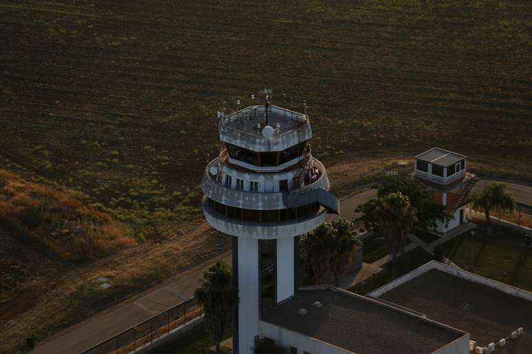 Torre do aeroporto de Sevilha, no sul da Espanha
23/06/2016
REUTERS/Marcelo del Pozo