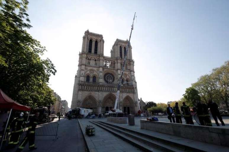 Cigarro ou curto-circuito? As possíveis causas do incêndio na Notre-Dame