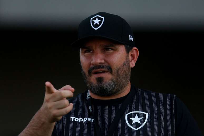 Eduardo Barroca é o treinador do Botafogo (Foto: Vítor Silva/Botafogo)