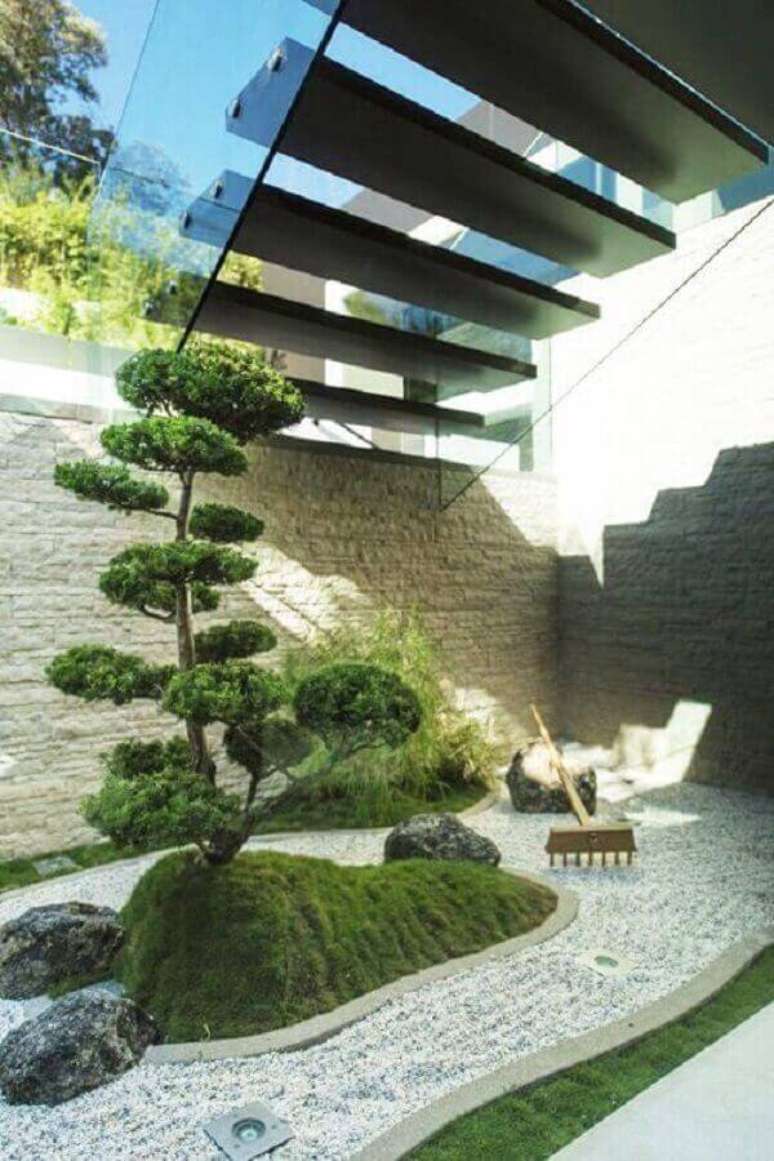 52. Jardim Japonês estruturado abaixo da escada. Fonte: Pinterest