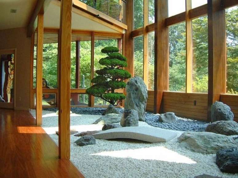 59. Jardim Japonês estruturado dentro de casa. Fonte: Pinterest