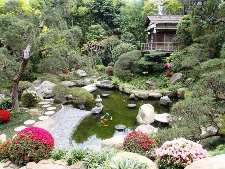 2. Jardim Japon&ecirc;s formado por um projeto paisag&iacute;stico encantador. Fonte: Arquidicas