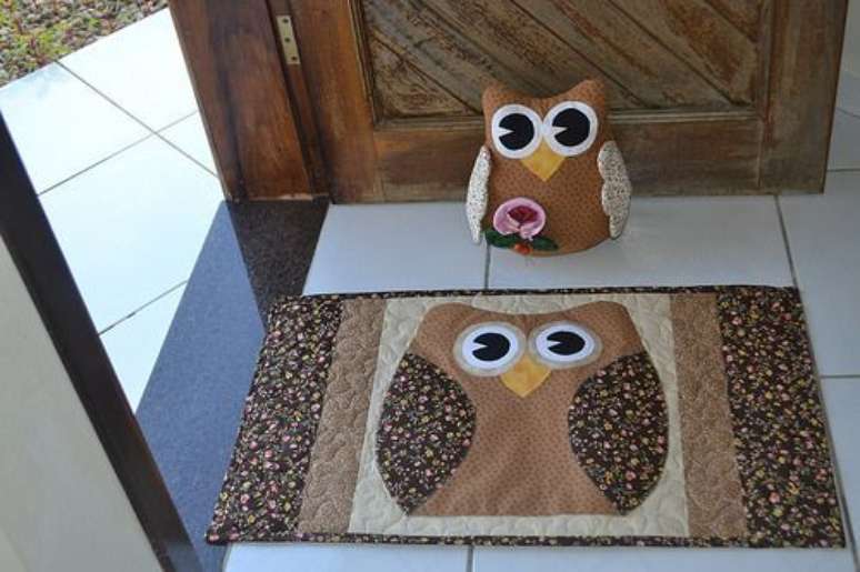 61. O tapete de coruja tamb&eacute;m pode ser feito de patchwork &ndash; Por: Construindo decor