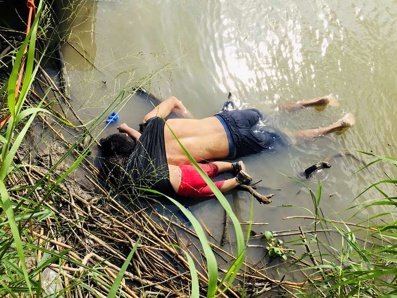 Corpos de imigrantes de El Salvador que morreram afogados no Rio Bravo, na fronteira do México com os EUA
24/06/2019
REUTERS/Stringer