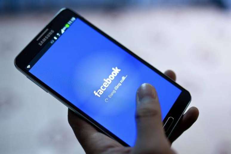 Itália multa Facebook por 'caso Cambridge Analytica'