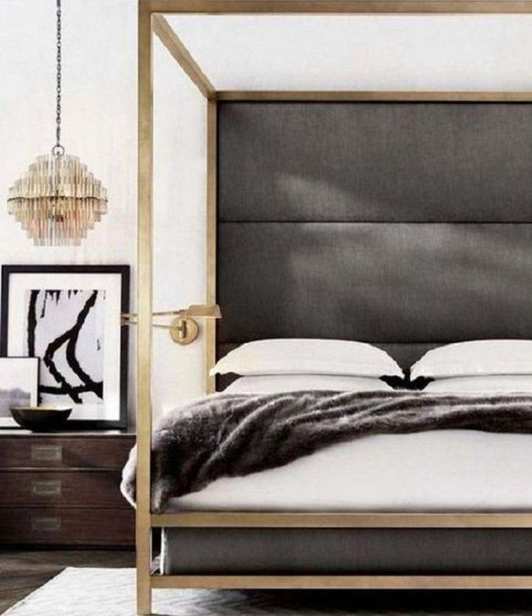 17. Para um ambiente minimalista, use a cama com dossel sem as cortinas – Por: Pinterest