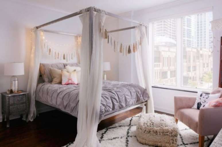1. Veja como usar a cama com dossel na sua decoração! – Por: Casa Claudia