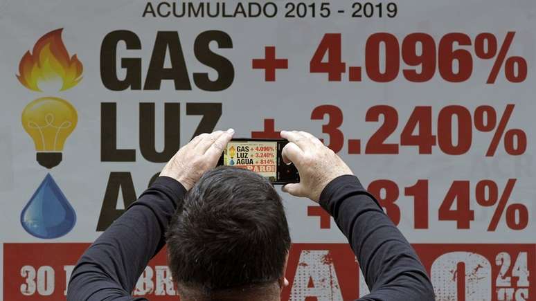 'Tarifa&ccedil;o' est&aacute; entre as raz&otilde;es por tr&aacute;s das greves gerais realizadas na Argentina nos &uacute;ltimos meses