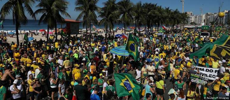 No Rio, os manifestantes estiveram concentrados em Copacabana, na zona sul