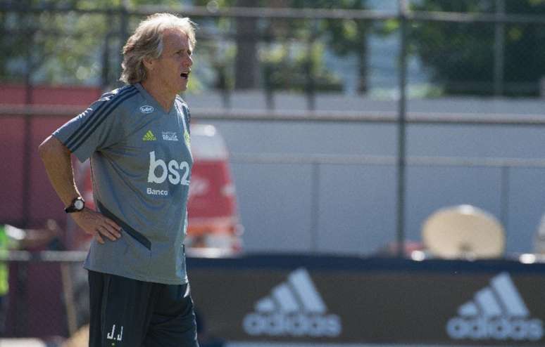 Técnico Jorge Jesus no comando: o português apontou desequilíbrio no elenco (Foto: Alexandre Vidal/Flamengo)