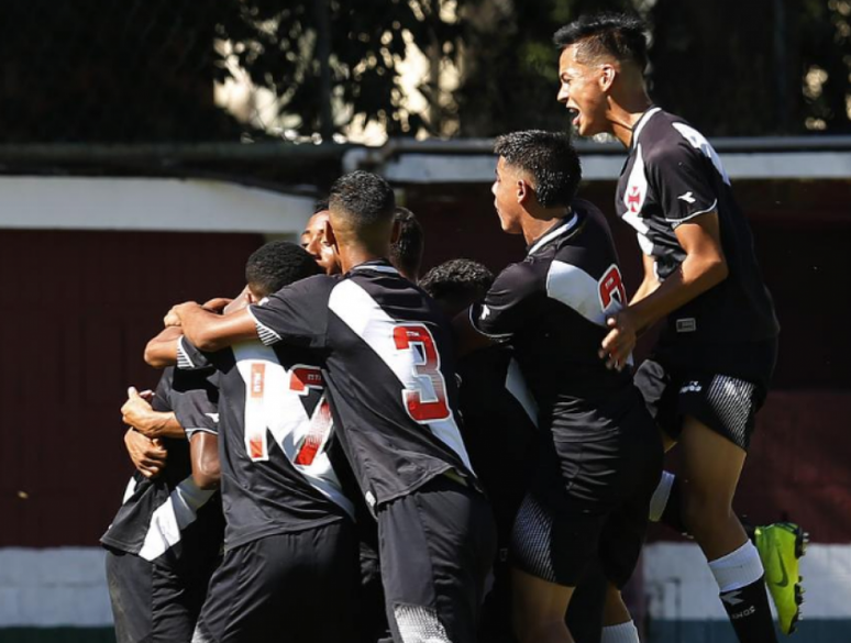 Vasco Bate O Fluminense E é Campeão Invicto Da Taça Guanabara Sub 15