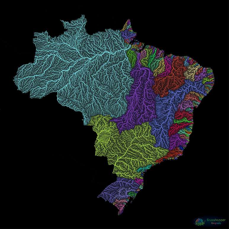 Húngaro registrou diversidade da rede fluvial brasileira em cores vivas, em uma galeria que reúne mais de 100 partes do mundo