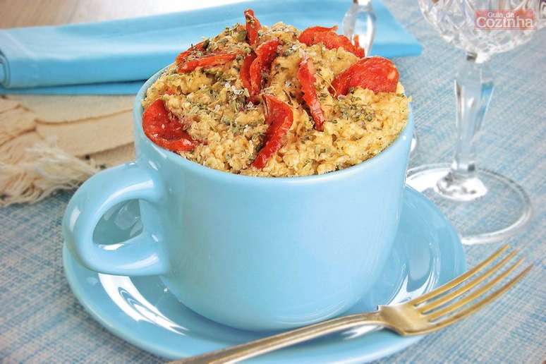 7. P&atilde;o de micro-ondas com calabresa | Foto e produ&ccedil;&atilde;o: Stela Handa