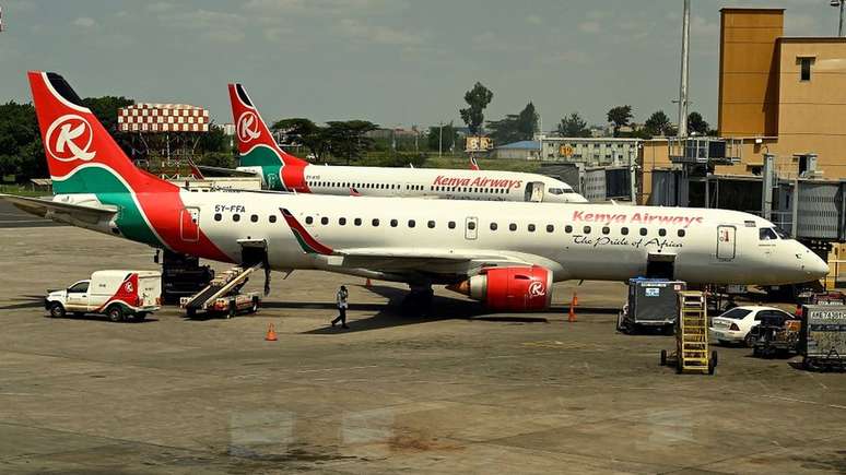 O avião da Kenya Airways, como este, estava voando para Londres do aeroporto internacional Jommo Kenyatta, em Nairobi