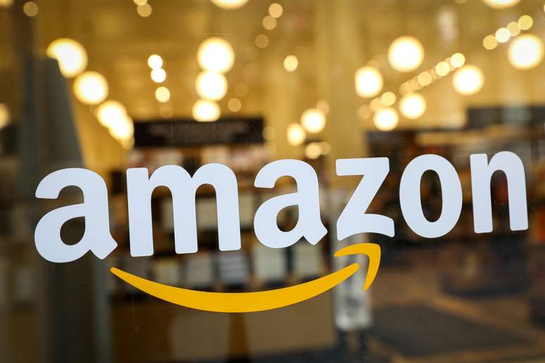Logotipo da Amazon numa loja em Nova York. 14/2/2019. REUTERS/Brendan McDermid