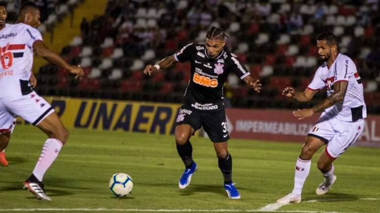 No último fim de semana, o Corinthians foi derrotado para o Botafogo em Ribeirão Preto (Michel Martore/PhotoPress/Lancepress!)