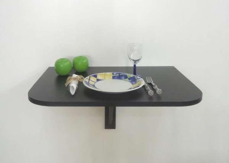 54. Mesa dobr&aacute;vel de parede para 1 pessoa
