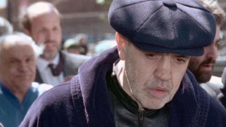 Chefe de uma família mafiosa de Nova York, Vincent Gigante fingiu insanidade para evitar a prisão