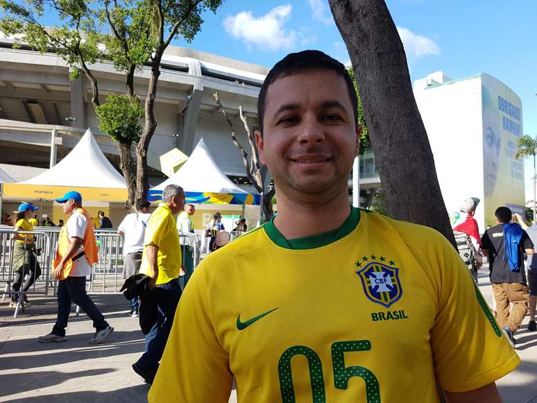 O empres&aacute;rio Fabiano Bemvenuti, de Nova Friburgo-RJ, acha que Tite tem de manter a sequ&ecirc;ncia do trabalho na Sele&ccedil;&atilde;o