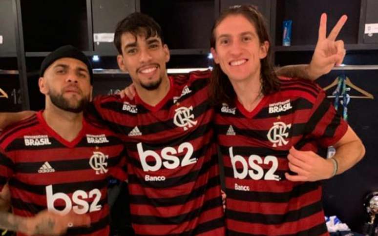 Lucas Paquetá posta foto com a camisa do Flamengo (Foto: Divulgação/ Twitter)
