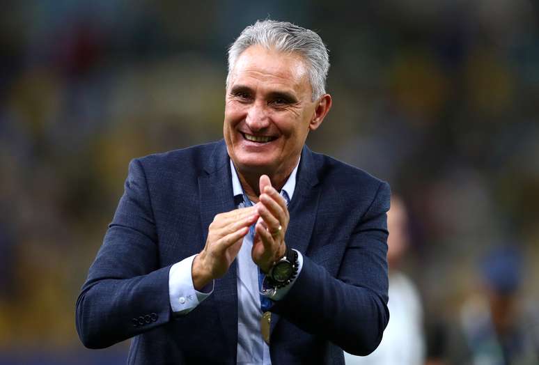 Tite comemora título da Copa América no Maracanã