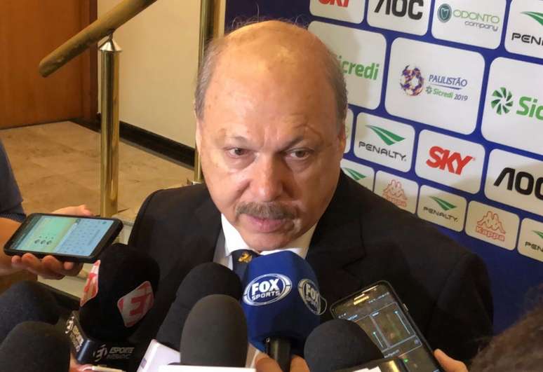 Peres desabafou sobre alguns assuntos do Santos nesta terça-feira (Thiago Ferri)