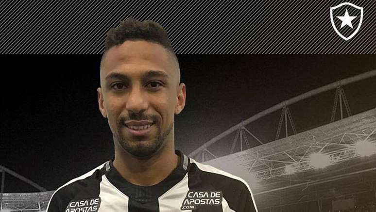 Botafogo confirma contratação de Biro Biro