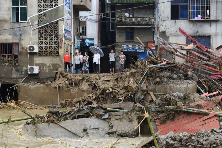 Destrui&ccedil;&atilde;o provada pela chuva em Nanjing, na prov&iacute;ncia de Fujian, na China
09/07/2019
REUTERS/Stringer