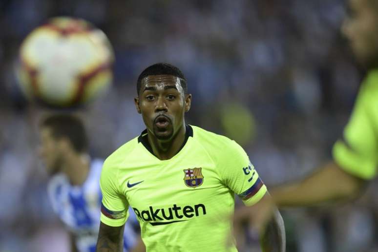 Malcom teve desempenho aquém das expectativas pelo Barcelona, na temporada (Foto: OSCAR DEL POZO / AFP)