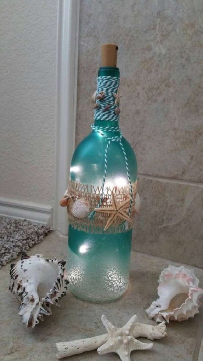 52. Vidros decorados com estilo praiano. Fonte: Etsy