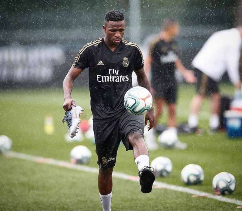 Vinícius Jr. está no Canadá, onde se prepara para a temporada com o Real Madrid (Foto: Reprodução/Instagram)