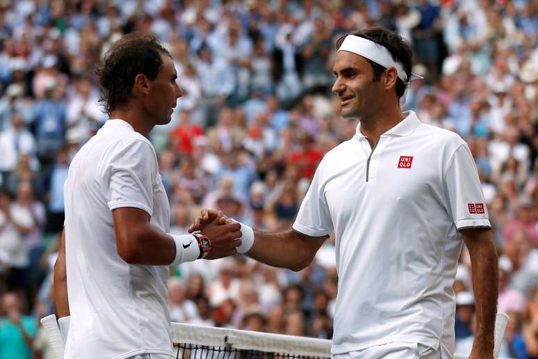 Federer bateu Nadal no 40º confronto entre eles; vitória deu vaga na final de Wimbledon