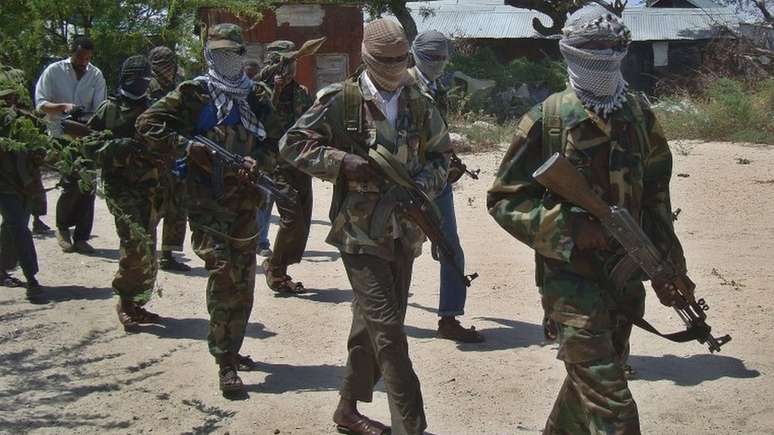 Os radicais do al-Shabab reivindicaram a autoria do ataque