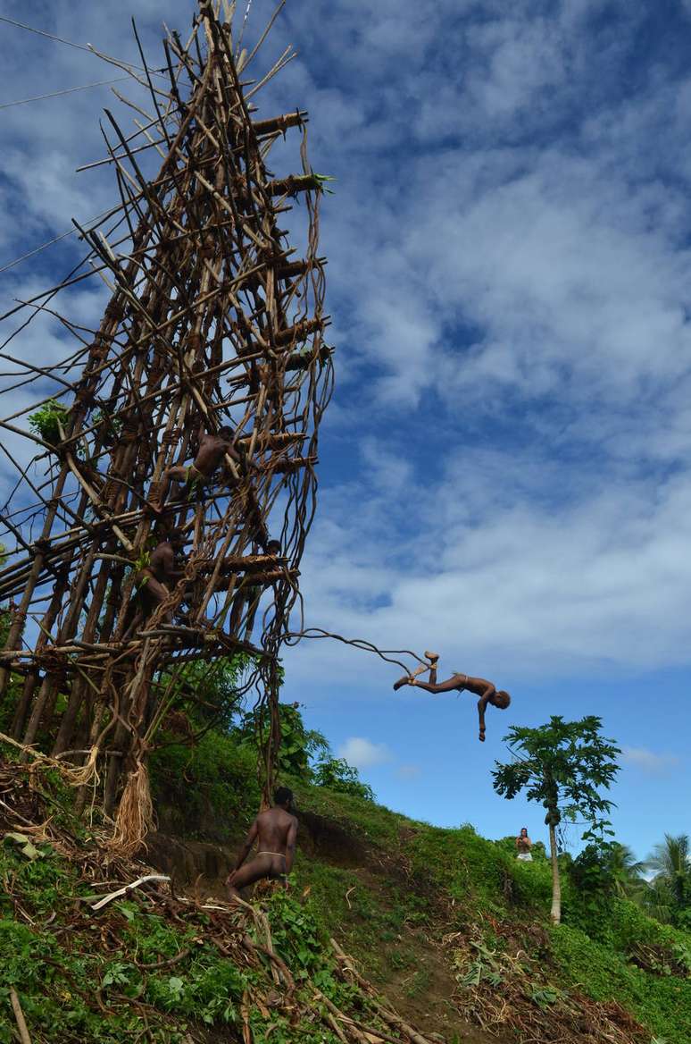 O bungy jump original, em Vanuatu. Vai encarar?