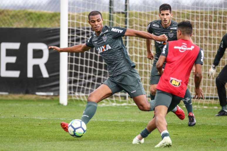 Lucas Cândido nunca conseguiu se firmar no Atlético-MG devido as várias lesões que sofreu na carreira-(Divulgação)