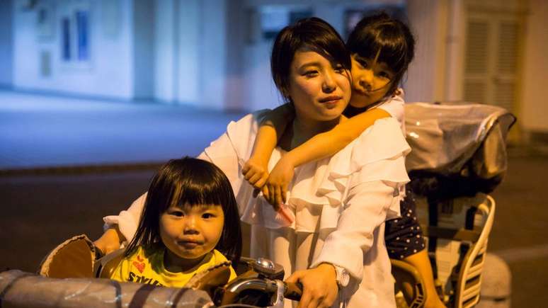 As mulheres que querem trabalhar t&ecirc;m dificuldade em encontrar algu&eacute;m que possa cuidar de seus filhos enquanto est&atilde;o no trabalho