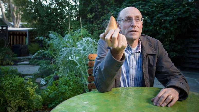 'Fiquei impressionado com a universalidade do nojo, enquanto emo&ccedil;&atilde;o humana', diz Pollan