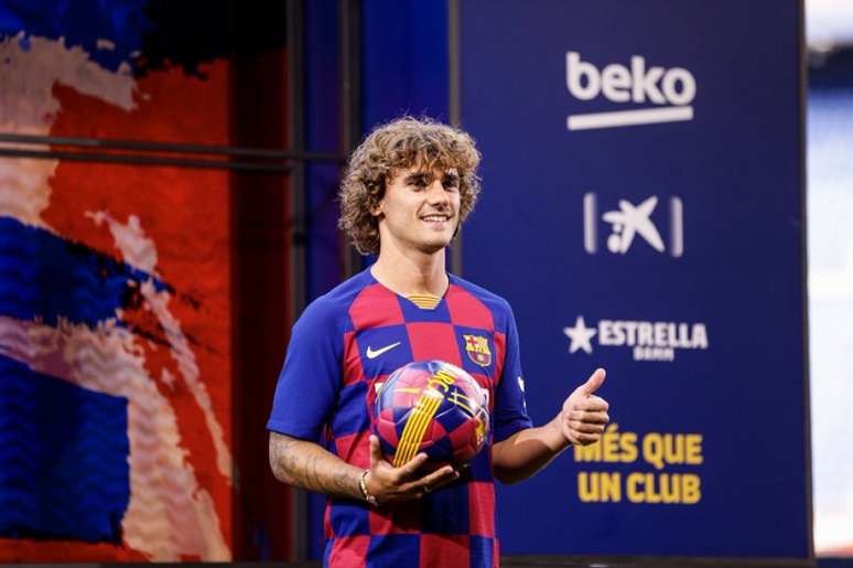 Griezmann com as cores do Barcelona (Foto: Divulgação)