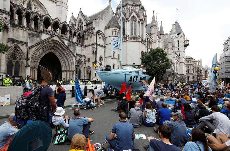 Protesto do grupo Extinction Rebellion em Londres
15/07/2019
REUTERS/Peter Nicholls