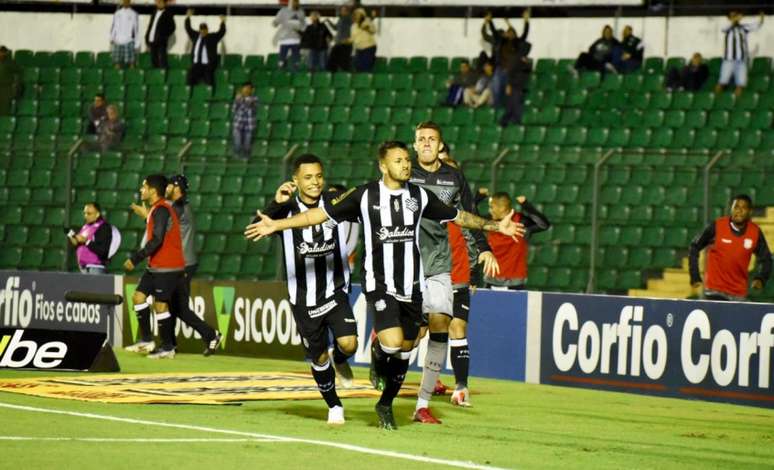 Figueirense pode perder três pontos no Campeonato Brasileiro (Foto: Matheus Dantas Dias/Figueirense)