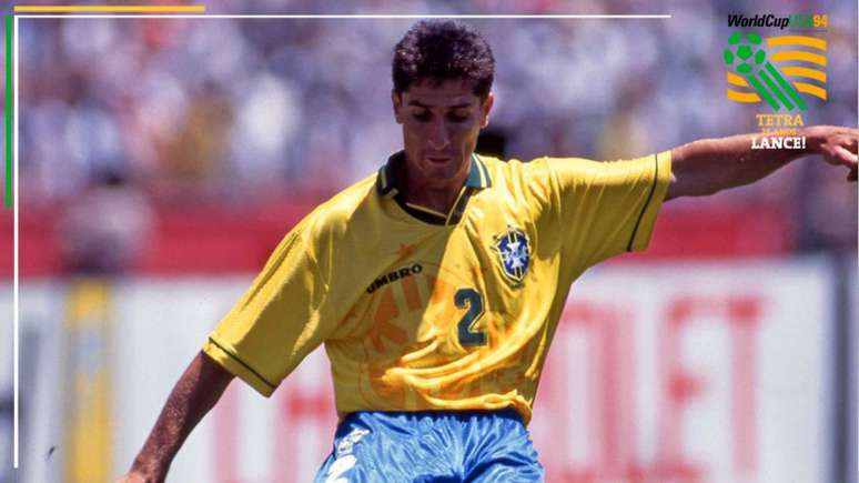 Jorginho fez o cruzamento para Romário marcar o gol que classificou o Brasil para a final (Foto: Reprodução)