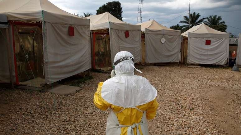 O ebola é um grande desafio para os profissionais de saúde da República Democrática do Congo