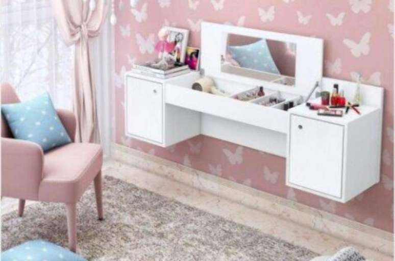 30 &ndash; Penteadeiras modernas suspensas otimizam espa&ccedil;os.