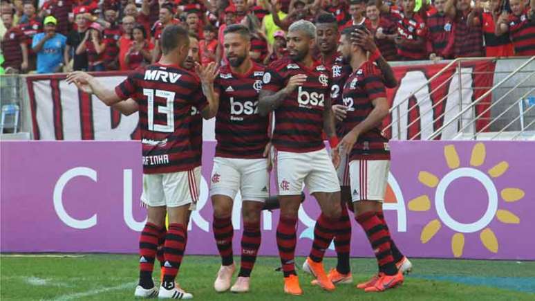 Poder ofensivo do Flamengo é arma para a classificação (Paulo Sergio/Agencia F8)